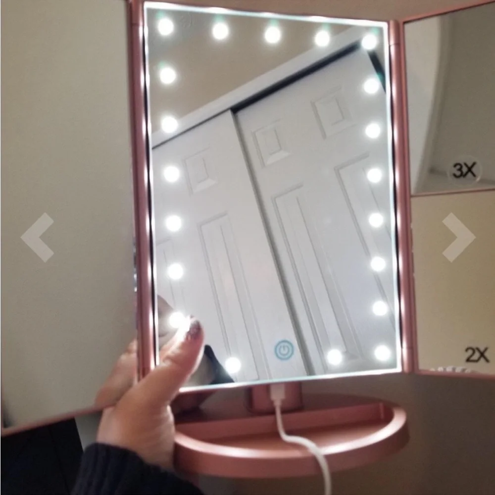DeWeisn Trifold Lighted Vanity Mirror Makeup‎ Cosmetic Dimmable Magnifying EUC